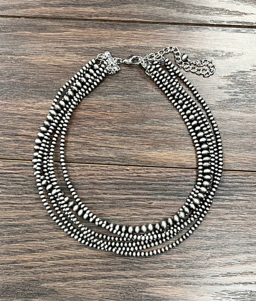 736544, Handmade 18" Navajo Bead Necklace