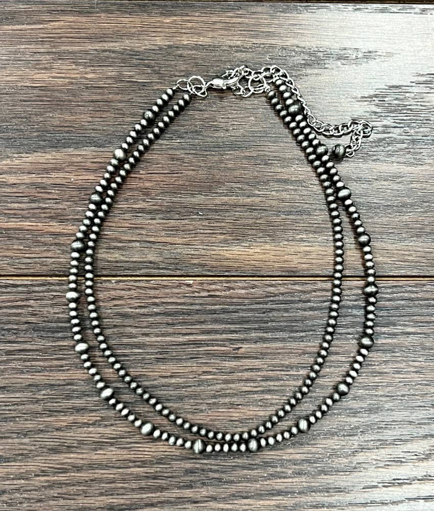 735764, 16" Handmade Navajo Bead Necklace