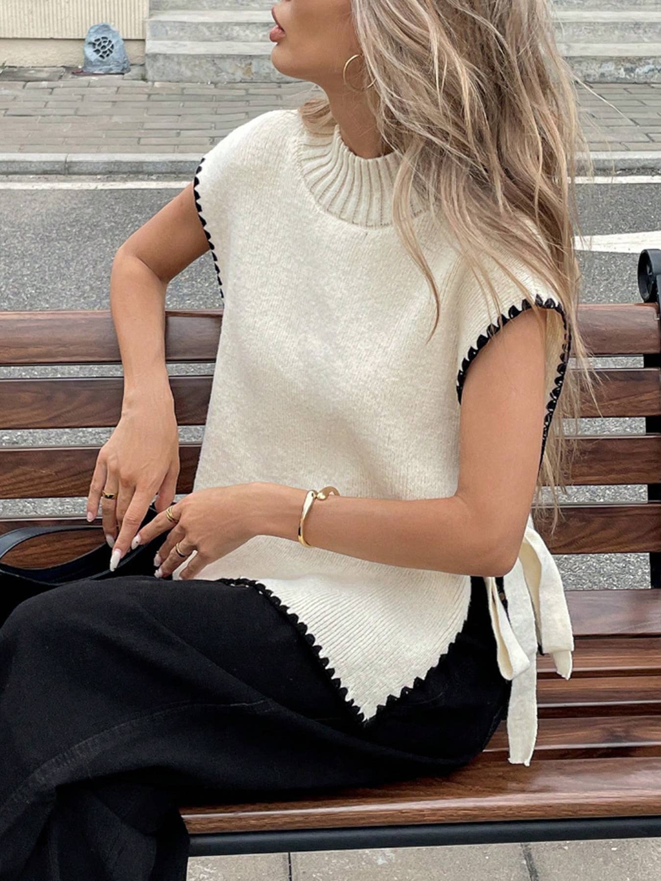 Shirts Women’s Bow Tie Sleeveless Knit Vest SW1302