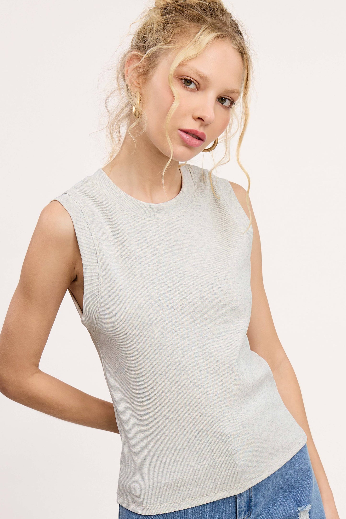 Shirts Women’s-Stretchy Basic Ribbed Sleeveless Crew Neck Tank Top HUT7340