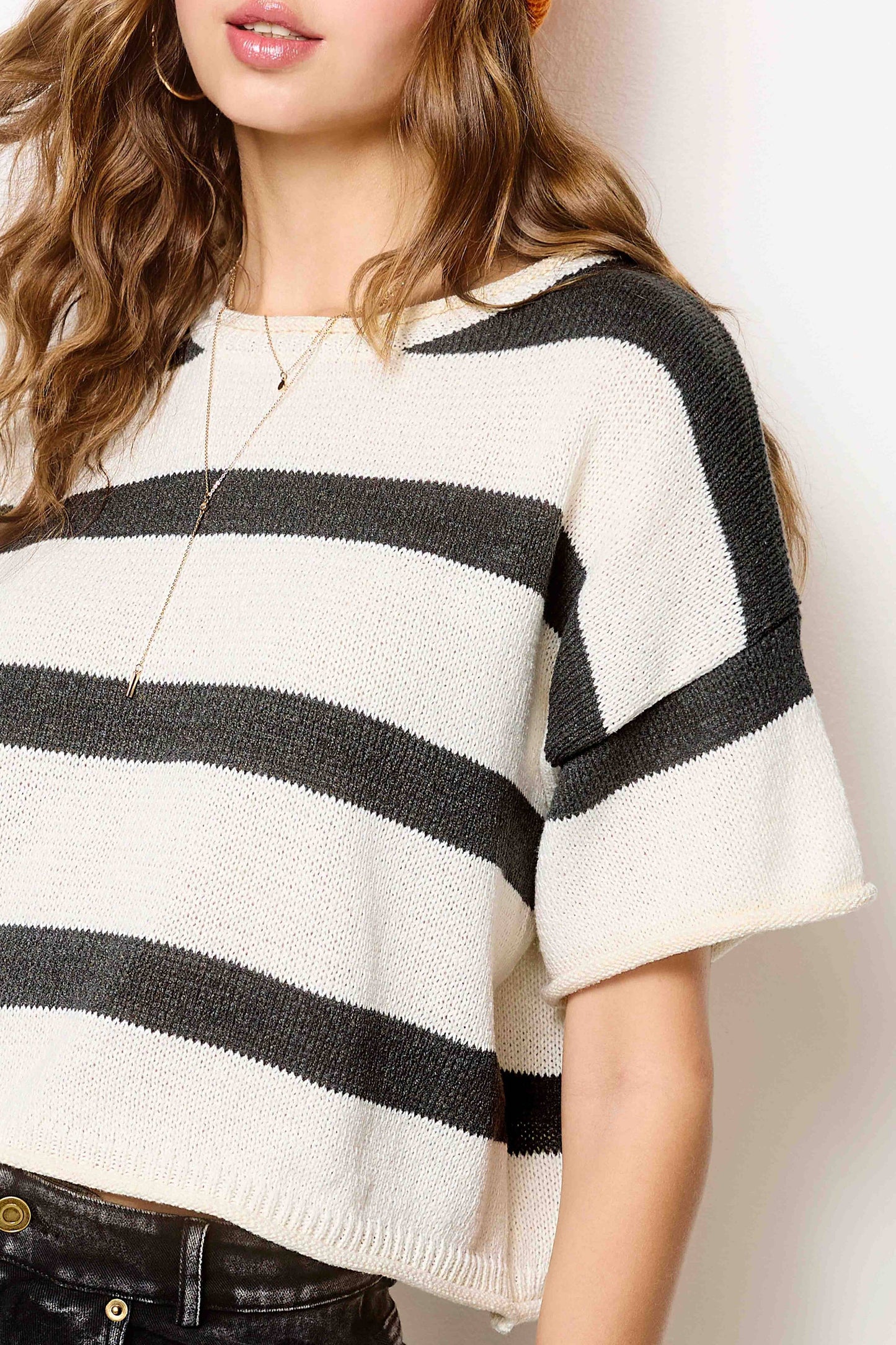 MCS3579-Boxy Silhouette Stripe Lightweight Sweater Top Outerwear Women’s