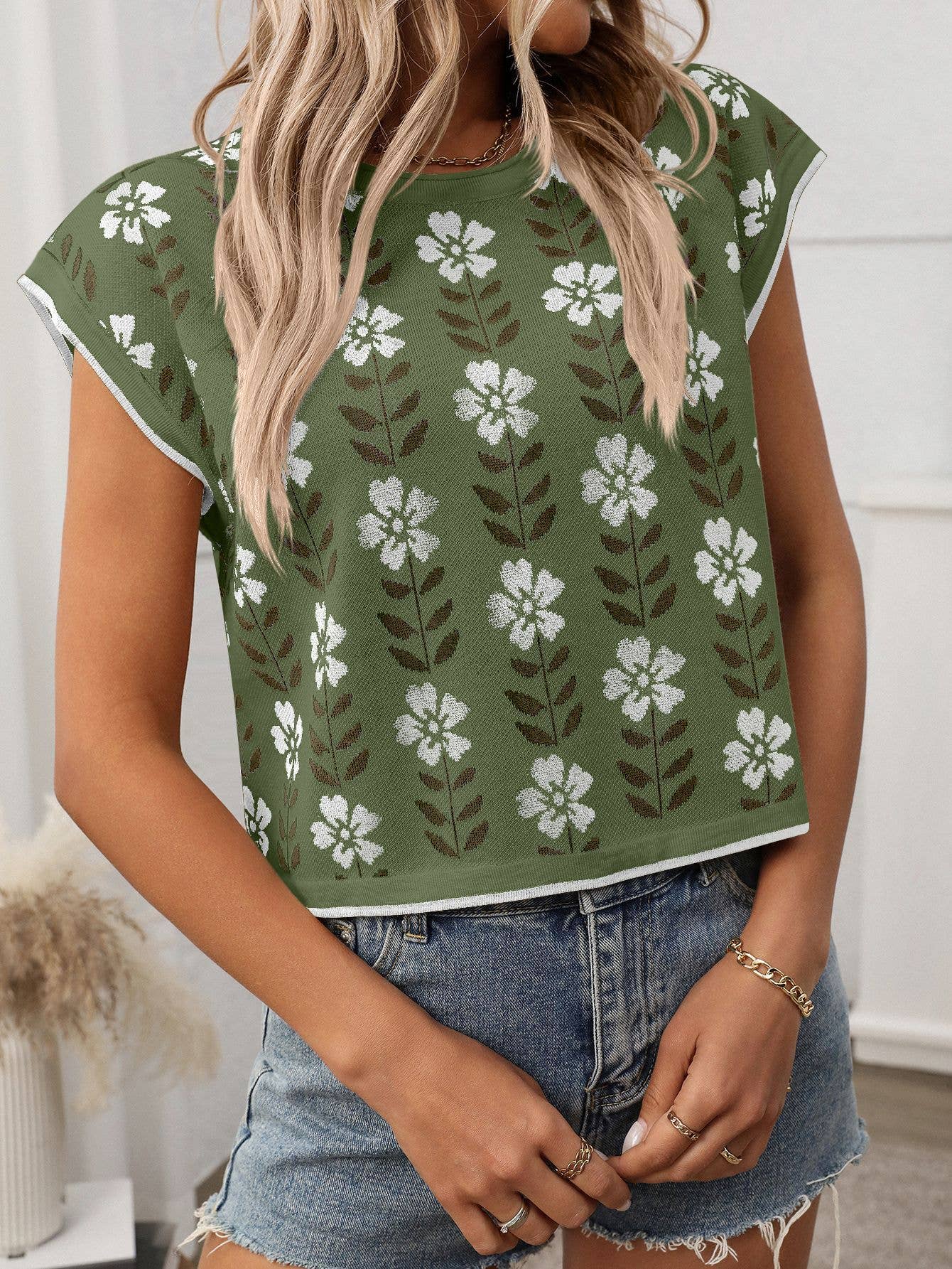 SW1325 Knit Top with Floral Detail