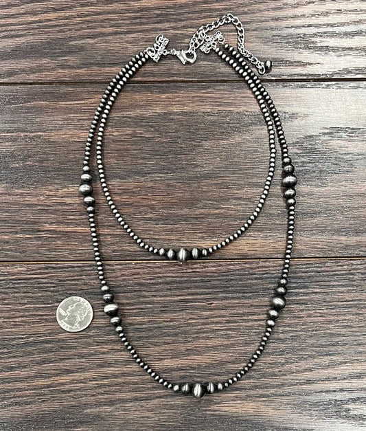 735529, Handmade 22" Clustered Navajo Bead Necklace