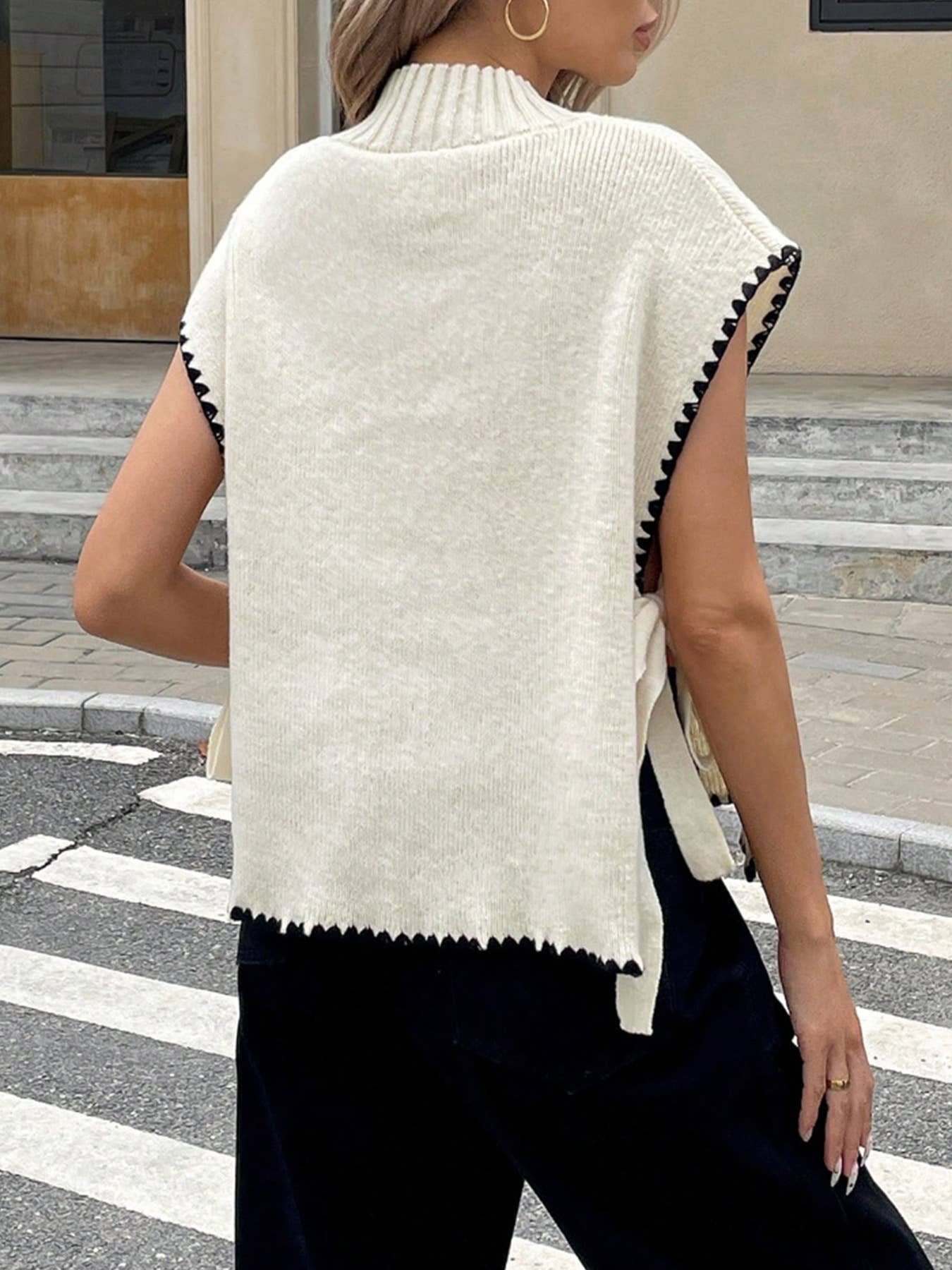 Shirts Women’s Bow Tie Sleeveless Knit Vest SW1302