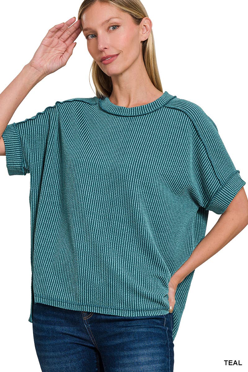 8451 Textured Line Short Cuff Sleeve Raw Edge Top