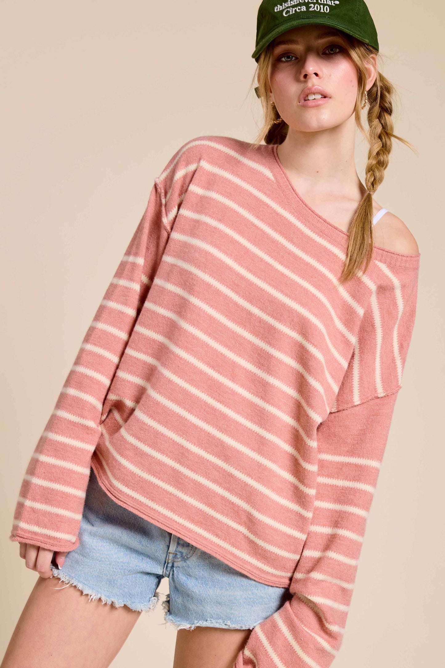 MCS3588-Striped Round Neck Loose Fit Long Sleeve Sweater