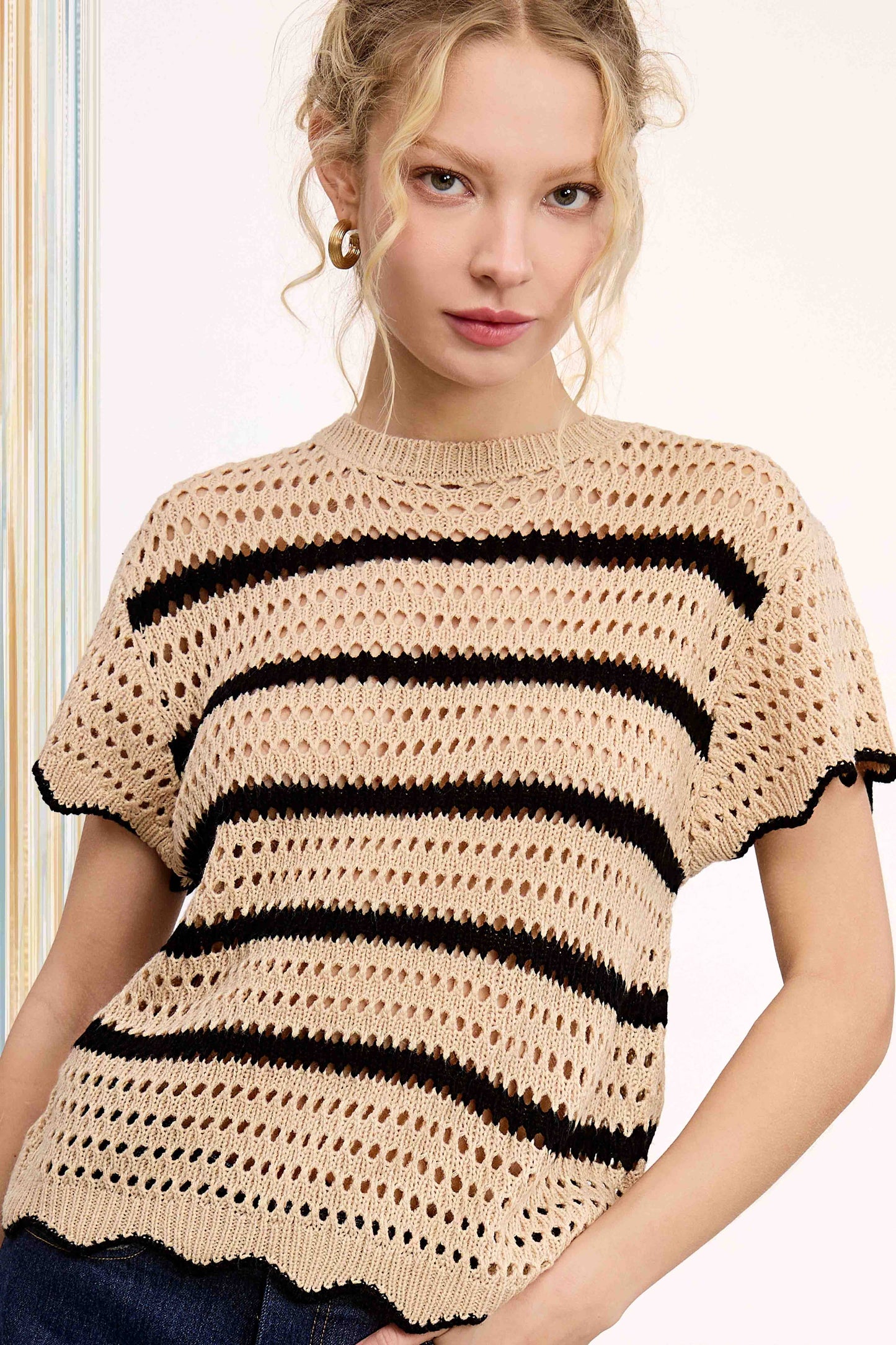 Outerwear Round Neck Scalloped Edge Short Sleeve Sweater MDS3603