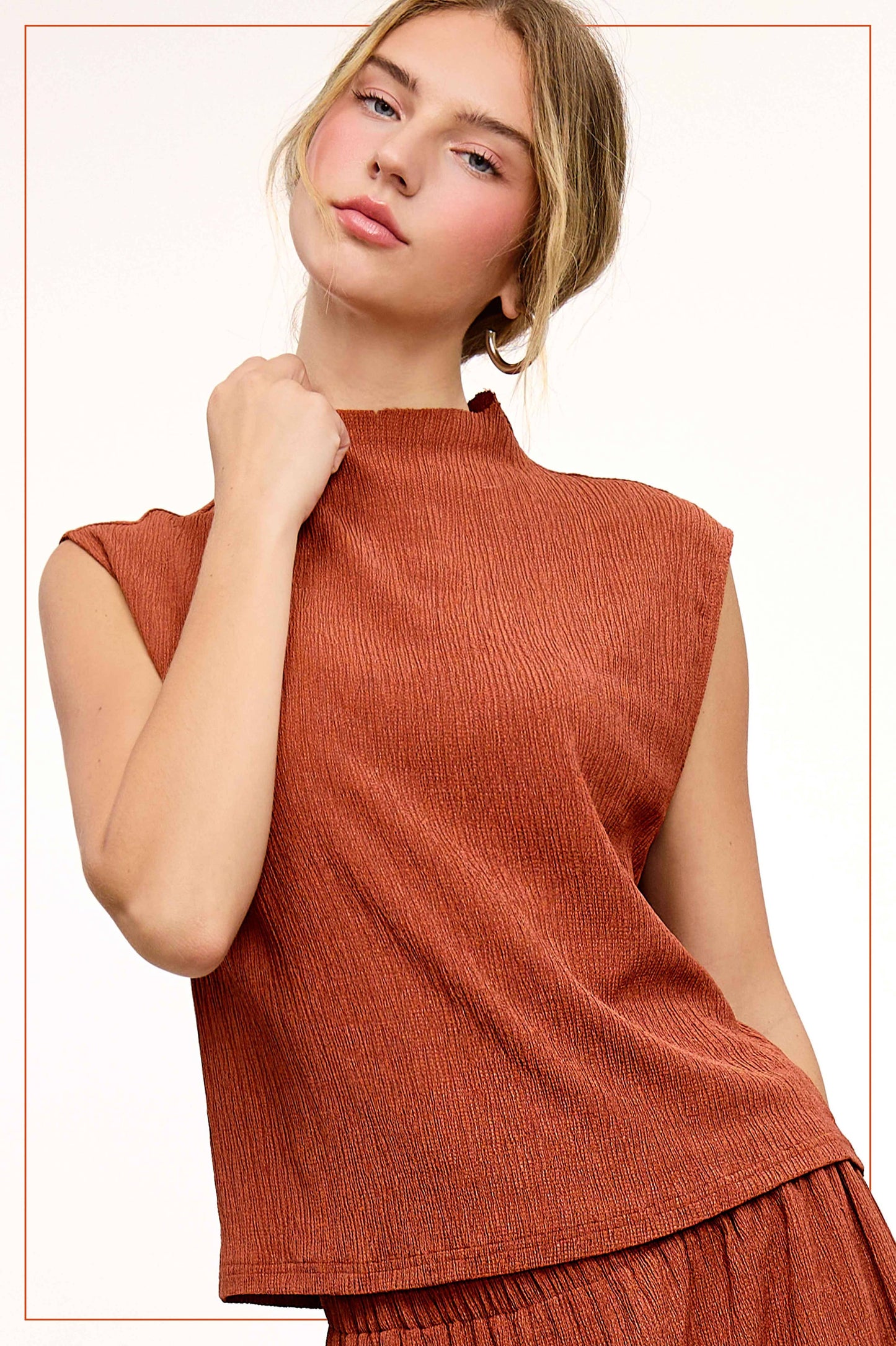 Crinkle Layer Top HCT7705