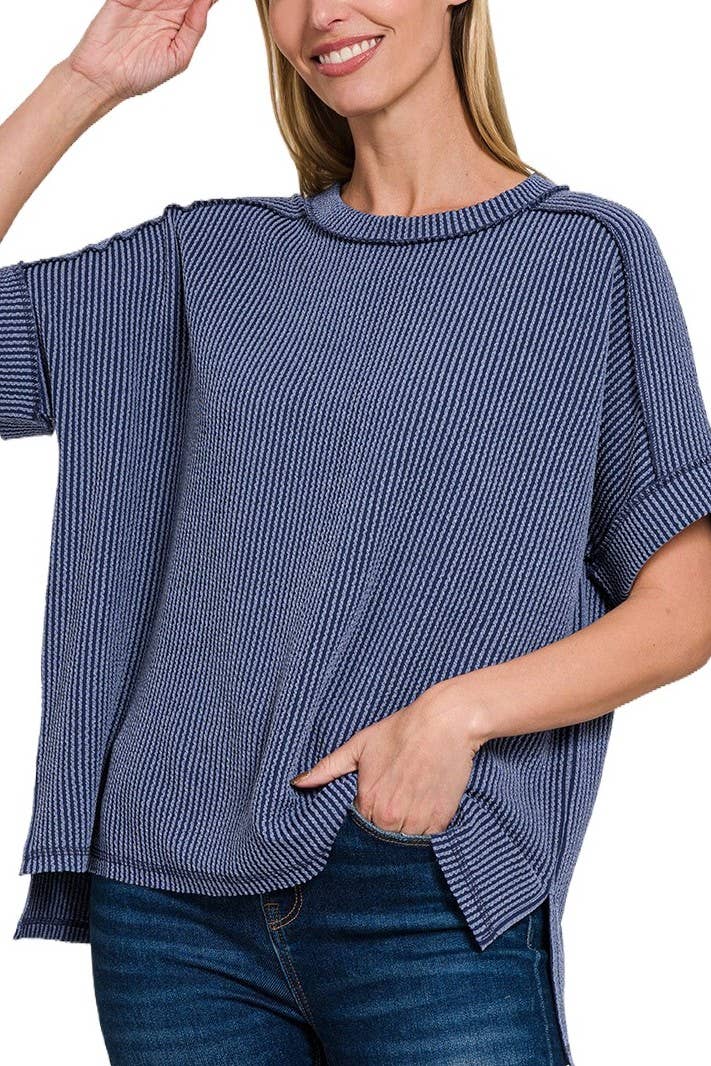 8451 Textured Line Short Cuff Sleeve Raw Edge Top