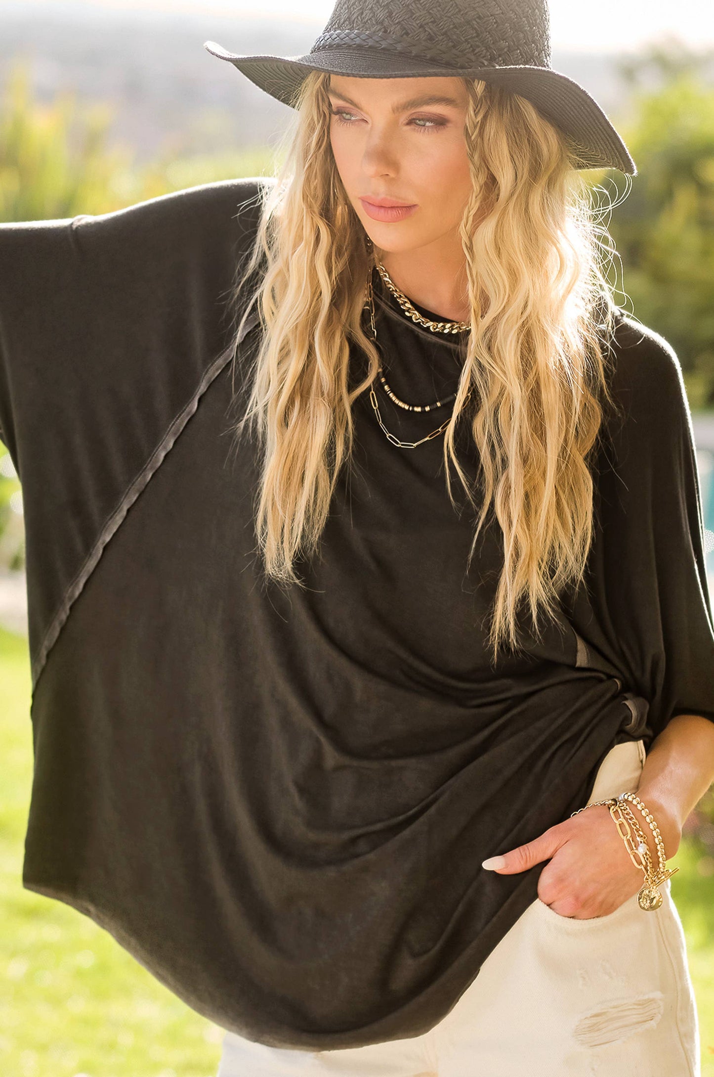 HBT7653 Dyed Fabric Round Neck Batwing Short Sleeve Women’s Shirts