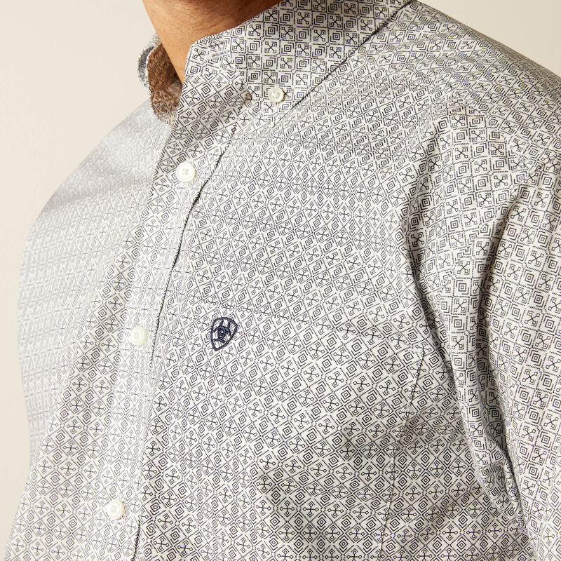Shirts Men’s Ariat Long Sleeve Button Up Rider 10052359