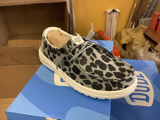 Shoes Women’s Hey Dude Wendy Leopard Sparkle 41305–097