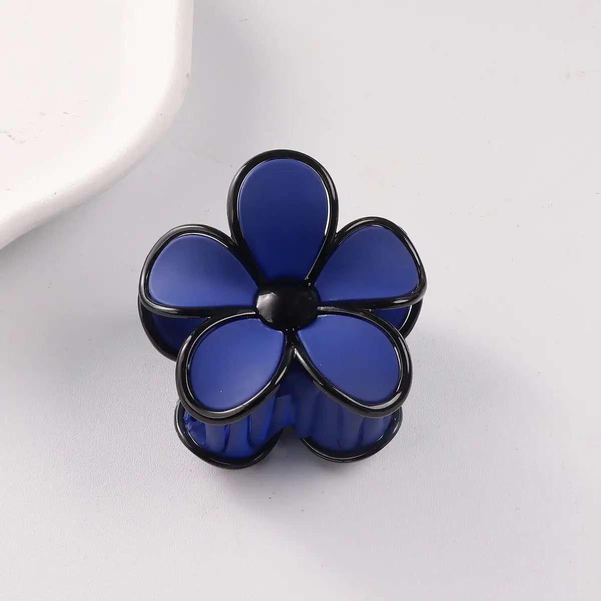 ￼ Accessories Flower Hair Claw Clip CWAAHA1398