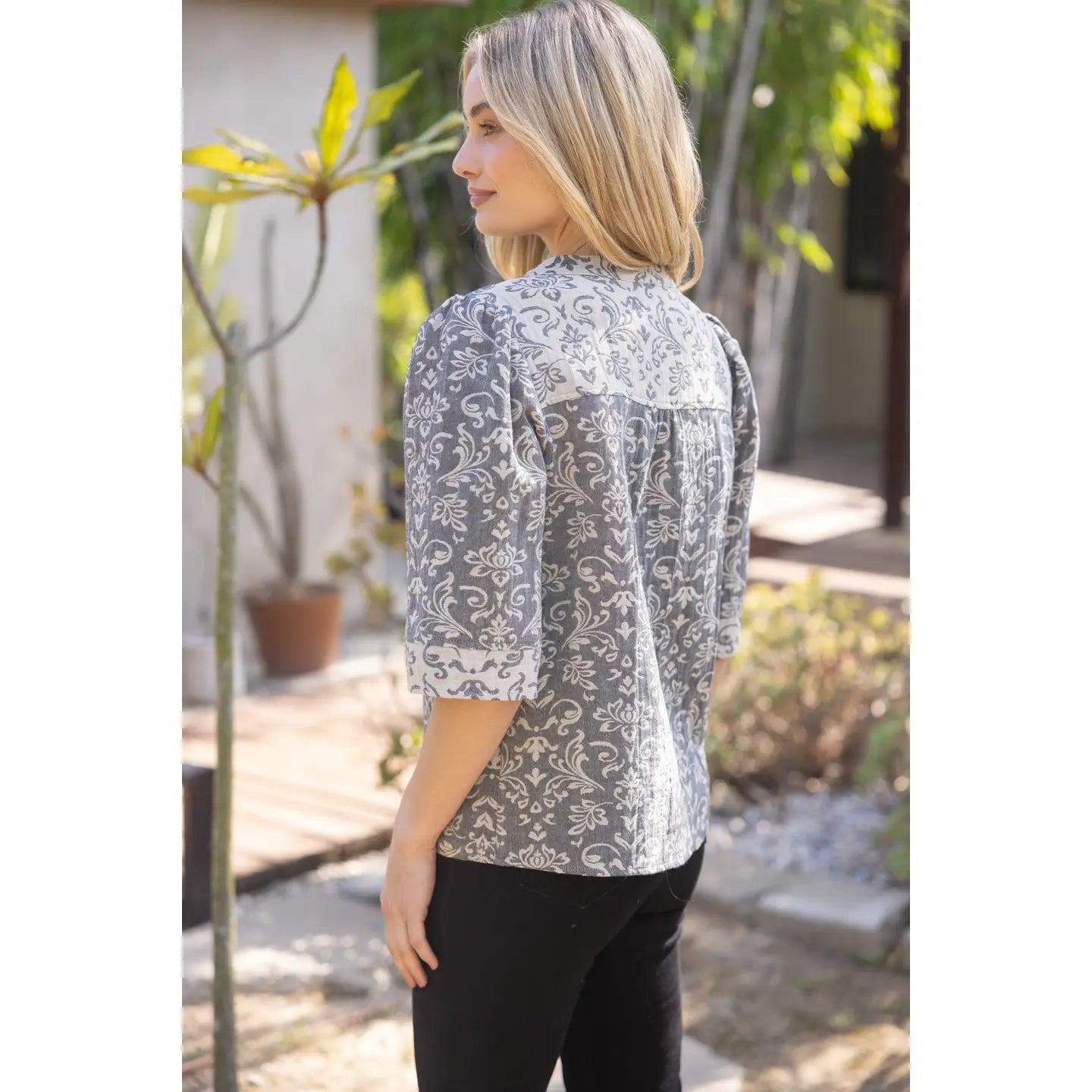 Shirts Women’s Three Quarter Sleeve V Neck 35200