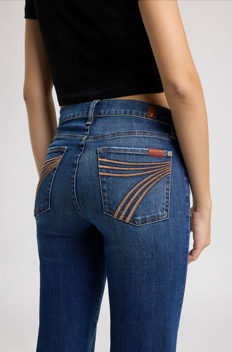 Loom Jeans Women’s 7’s All Mankind 7U30044A 3DJ Tailorless Short  Inseam(EXCHANGE ONLY)