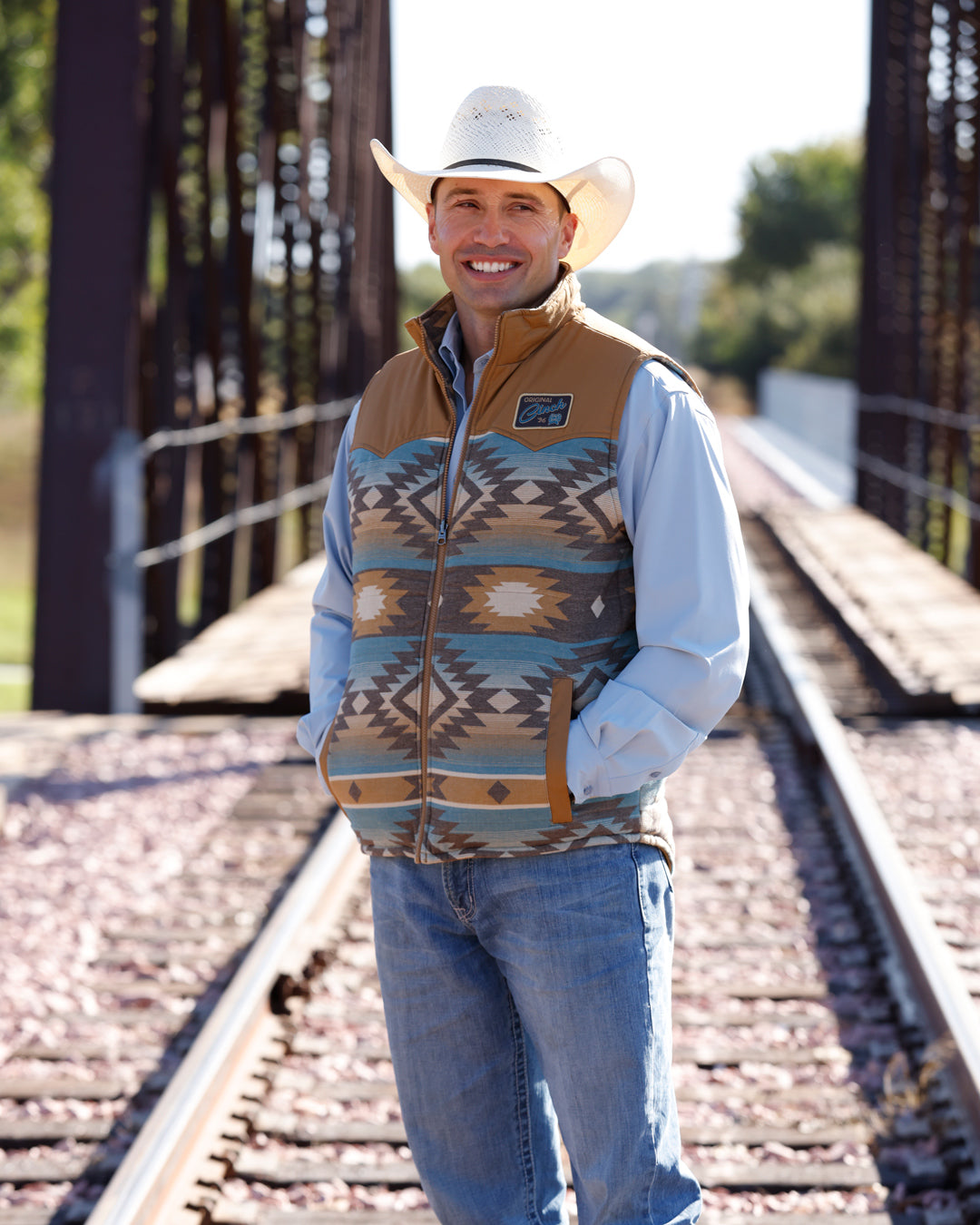 Outerwear Men’s Cinch Reversible Vest MWV1956001