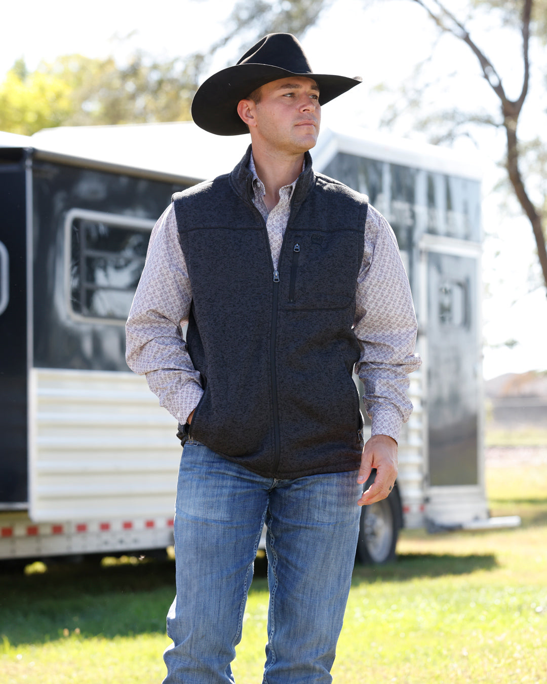 Outerwear Men’s Cinch Sweater Vest  Zip Pullover Charcoal MWV1225007