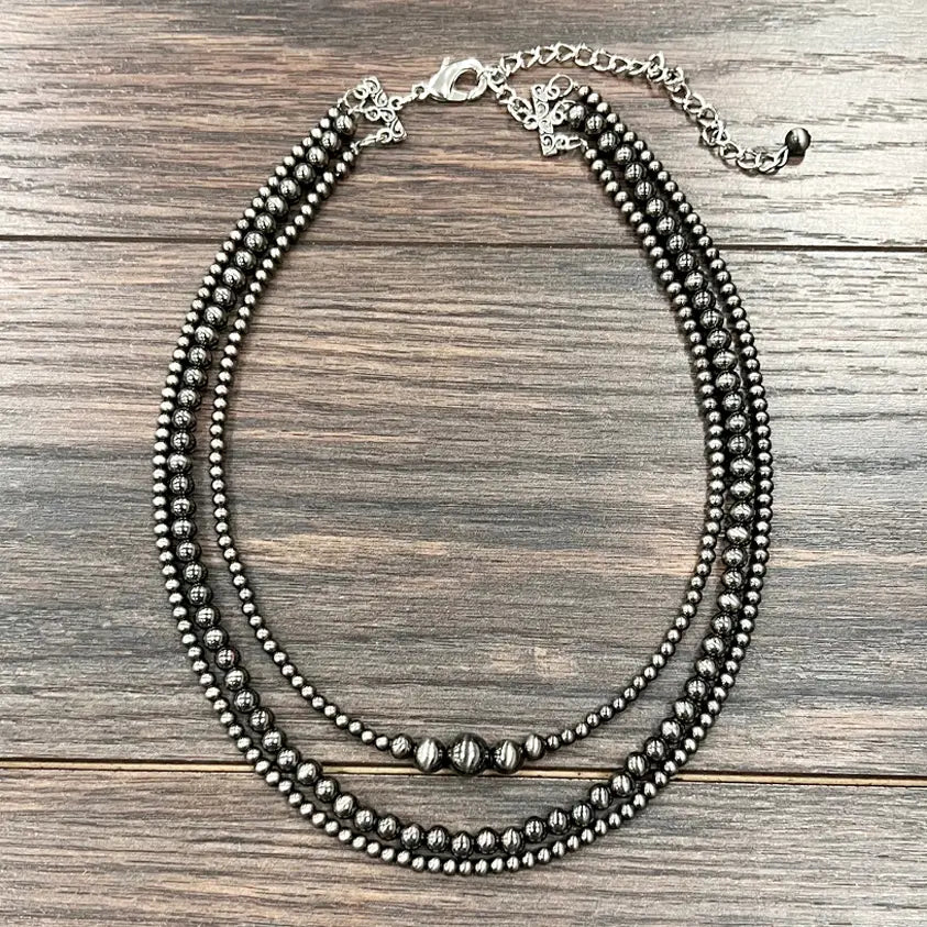 739457 18” Polish Western Bead 3-Strand Necklace