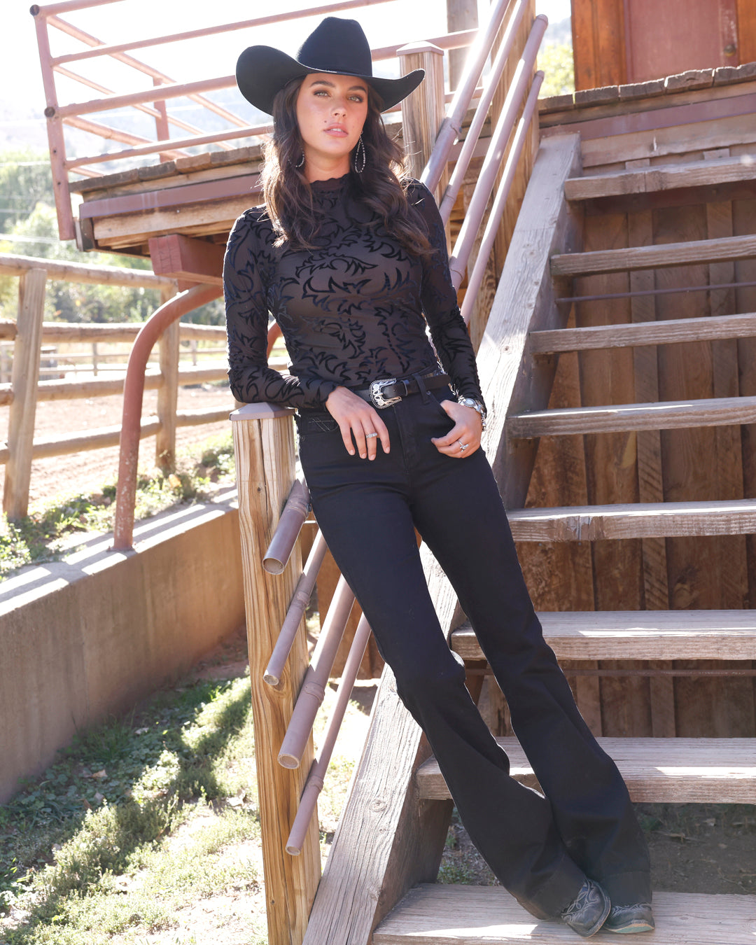 Shirts Women’s Cruel Black Mesh Burnout CTK7485006