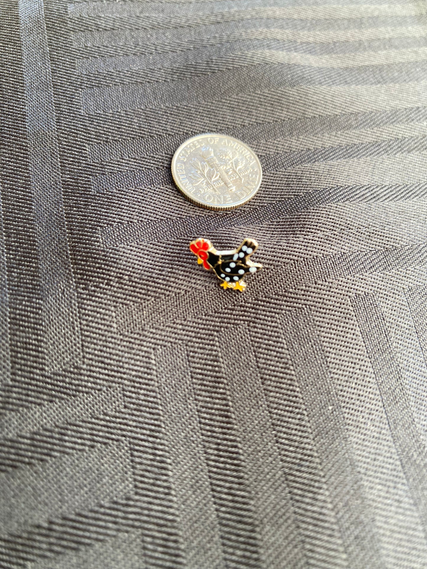 Earrings Enamel Chicken JE036BK-Plymouth, JE036WT-Cornish