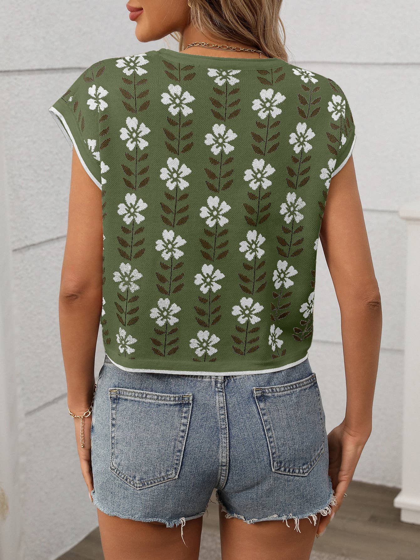 SW1325 Knit Top with Floral Detail
