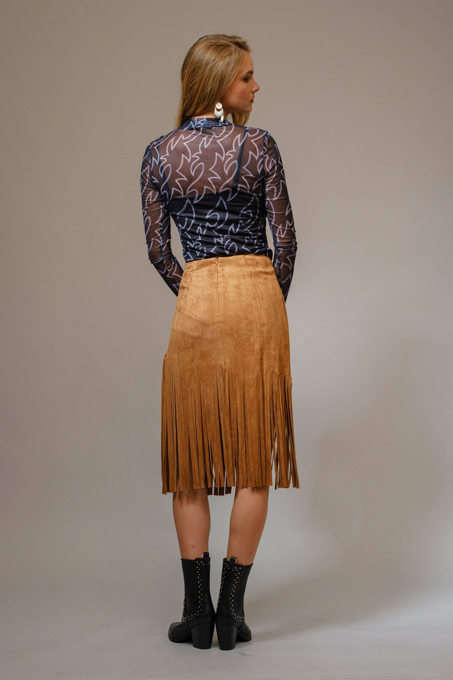 Shirts Women’s  Boots Stitch Throughout Mesh Mock Neck Fitted Top 36349T