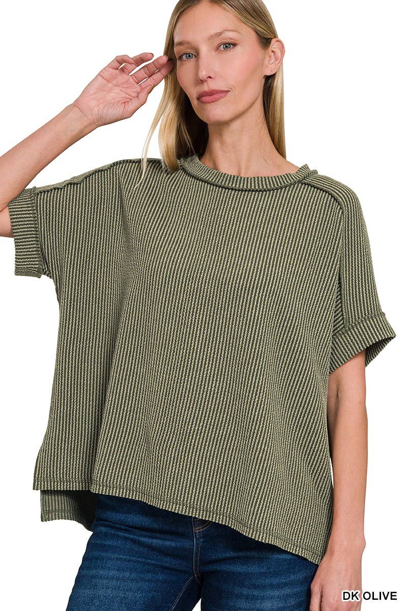 8451 Textured Line Short Cuff Sleeve Raw Edge Top