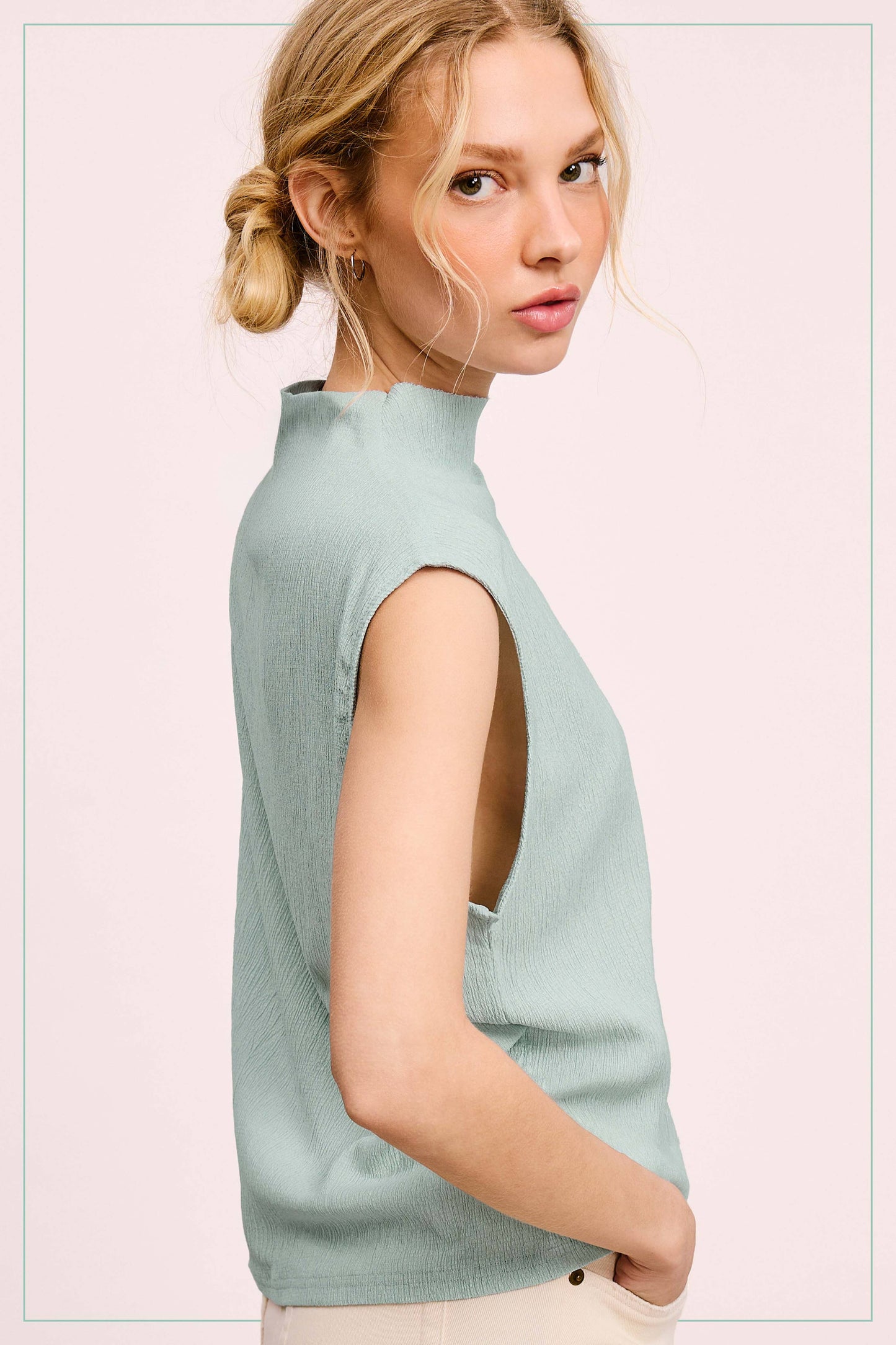 Crinkle Layer Top HCT7705