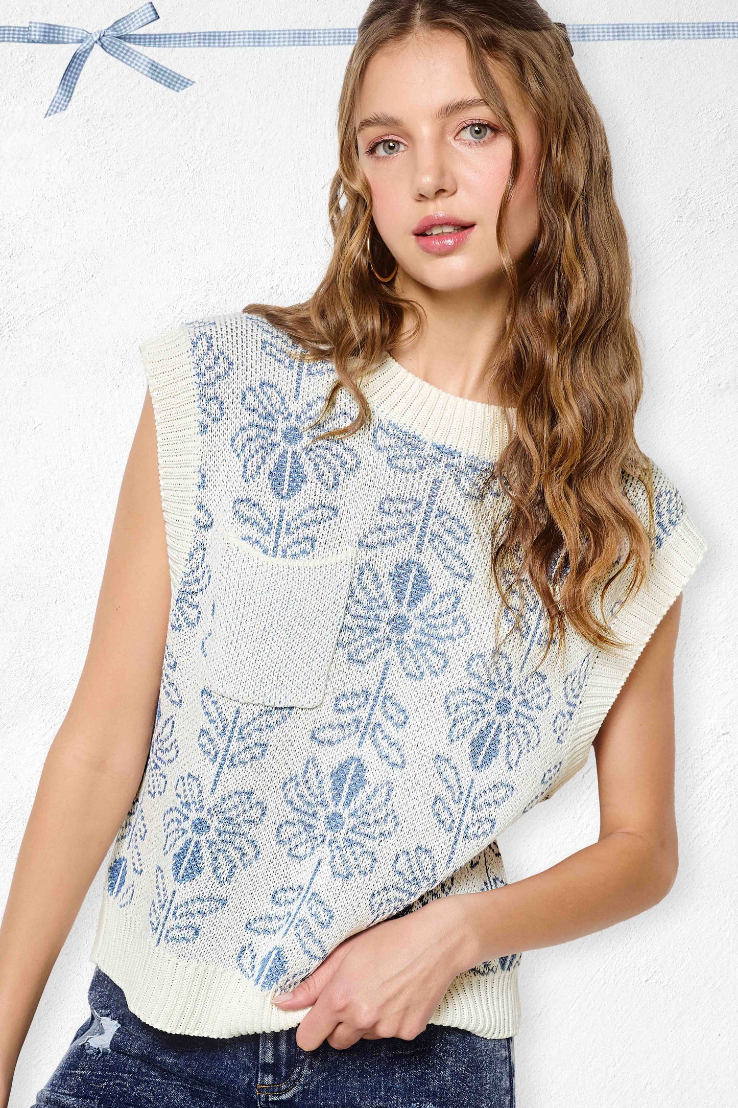 Outerwear Women’s Floral Sweater Vest MCS3587