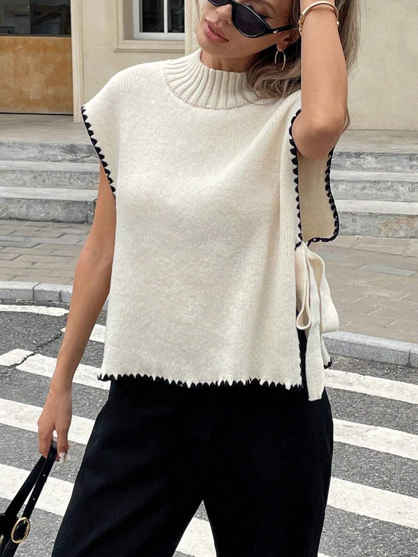 Shirts Women’s Bow Tie Sleeveless Knit Vest SW1302