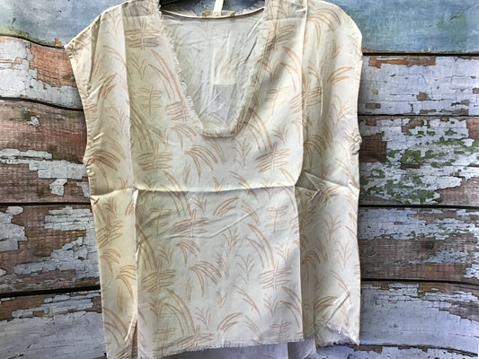 Shirts Women’s Leaf Print Raw Edge Blouse Dusty Clay