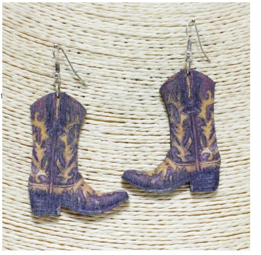 Wooden boot earrings SWE30573 SWE30574