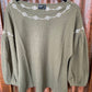 Women’s olive sleeve knit shirts CTK7368001