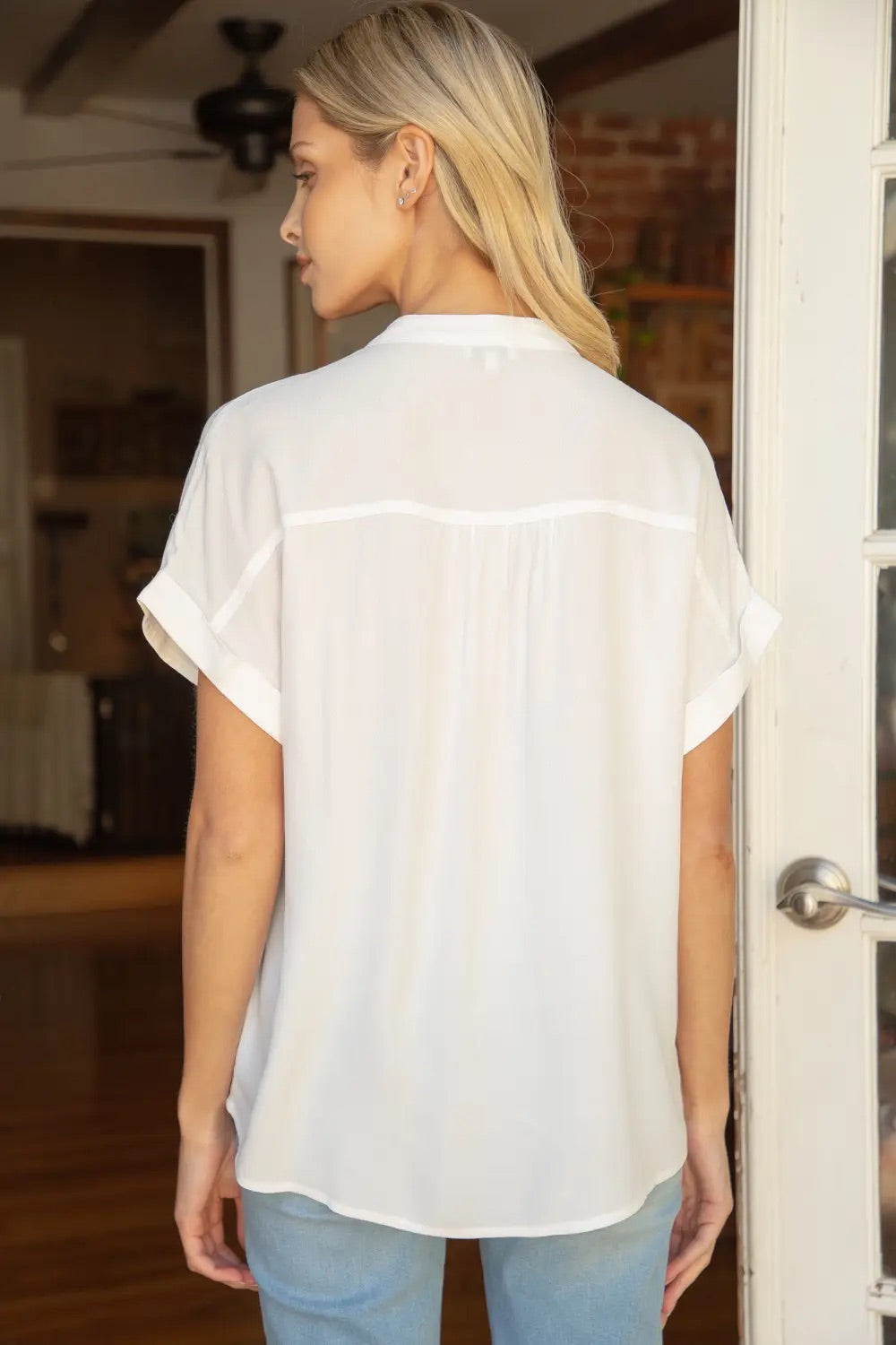 Shirts Women’s Black and White Pocket Detailed Dress Shirts