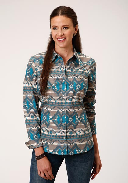 Women’s long sleeve snap shirt 03-050-0067-0369