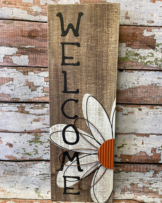 Daisy Wooden Welcome sign home decor