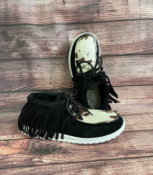 Women’s Shoes Hide Mooma Fringe Casual